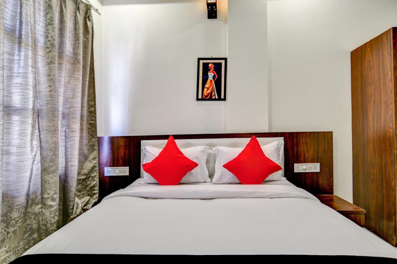 Capital O 77828 Hotel Twinkle Regency Indore Eksteriør bilde